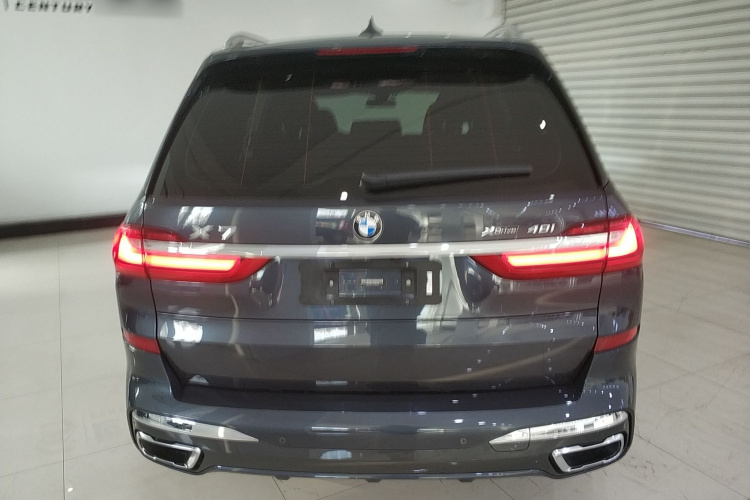 宝马X7 2019款 xDrive40i 尊享型M运动套装车身外观6