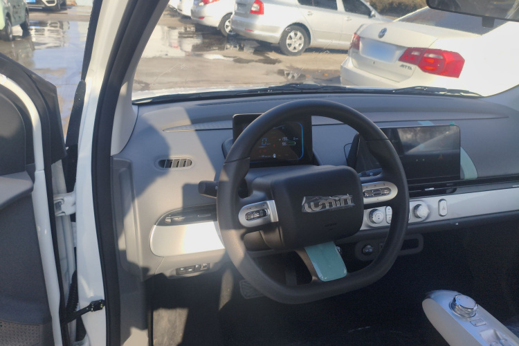 长安启源 长安Lumin 2025款 205km 香沁款中控内饰12