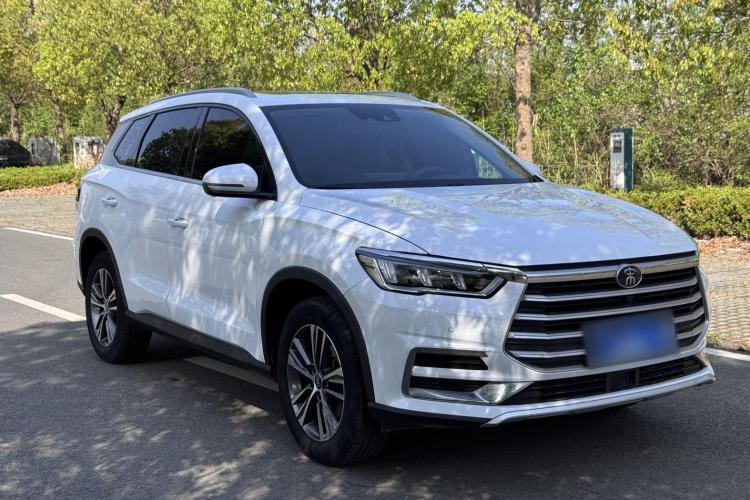 比亚迪 宋Pro 2019款 1.5T 自动豪华型车身外观3