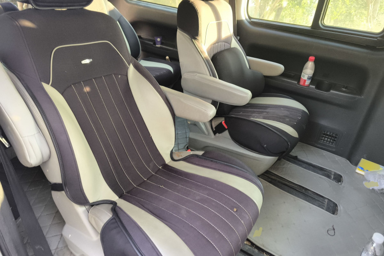 江淮瑞风 瑞风M4 2016款 2.0L 手动豪华智能型中控内饰21