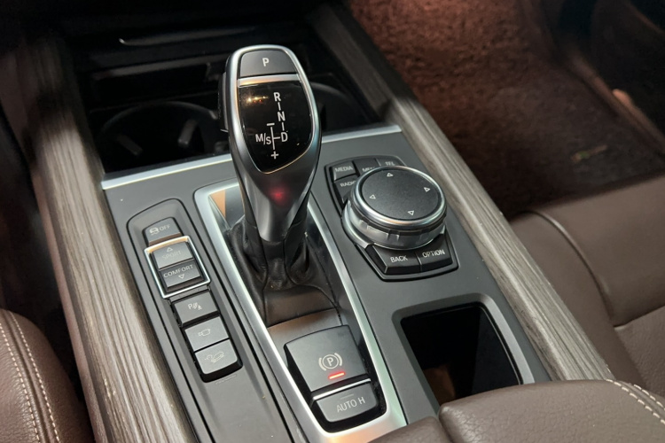 宝马X5(进口) 2014款 xDrive35i 领先型局部细节18