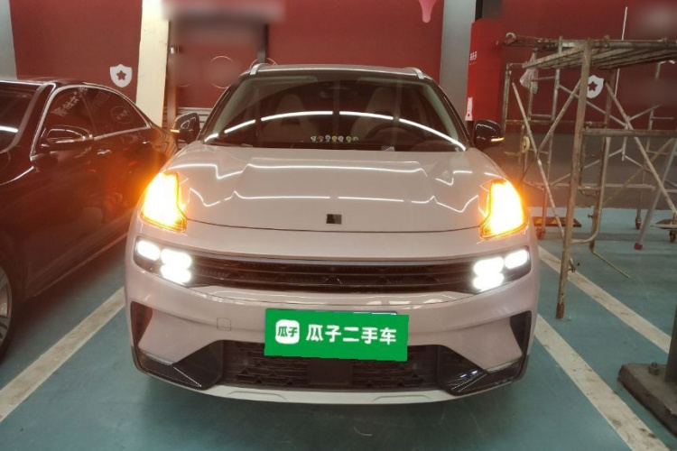 领克06 2021款 1.5T Shero粉色特别版车身外观2