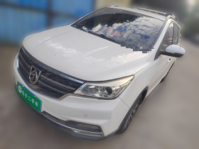 宝骏730 2019款 1.5T 手动风尚型 7座 国V