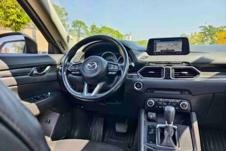 马自达CX-5 2017款 2.5L 自动四驱旗舰型 国V中控内饰7004