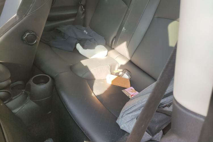 MINI 2020款 1.5T COOPER 艺术家中控内饰21