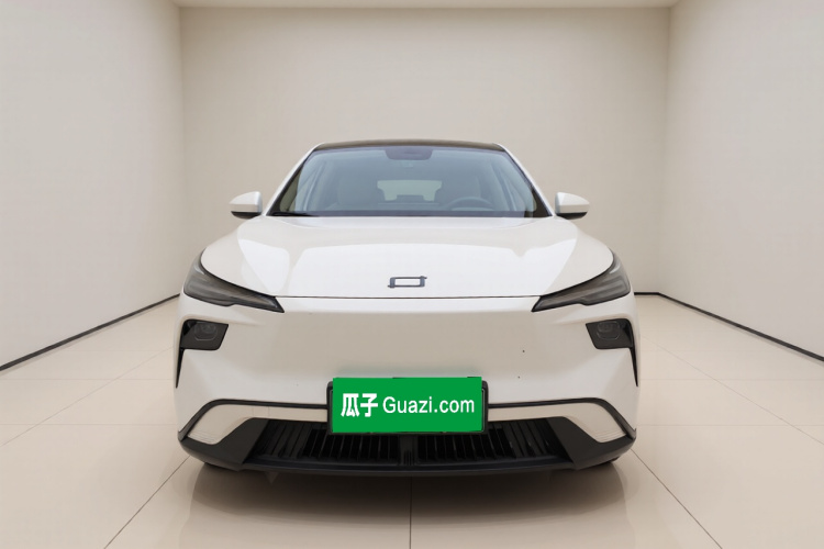 奔腾 悦意03 2025款 445km 心悦版车身外观2