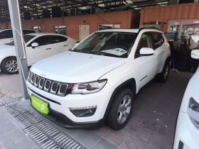 Jeep 指南者 2017款 200T 自动家享版