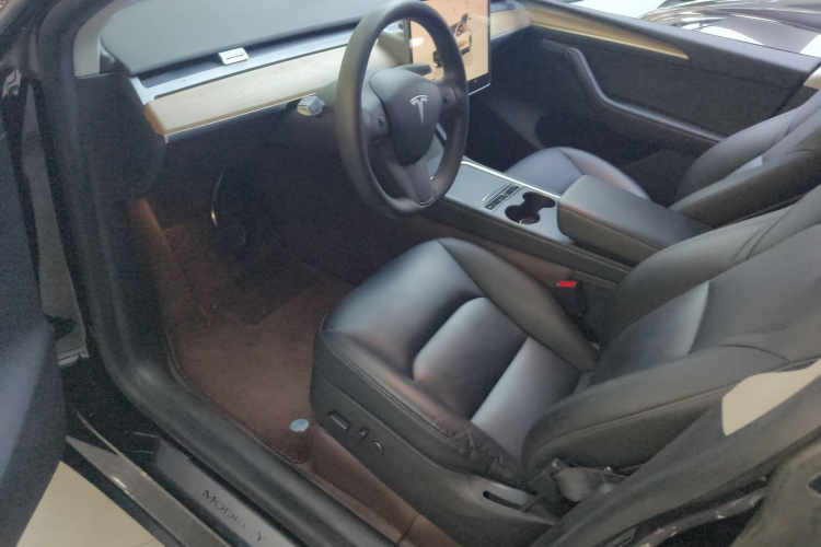 特斯拉 Model Y 2022款 后轮驱动版局部细节19