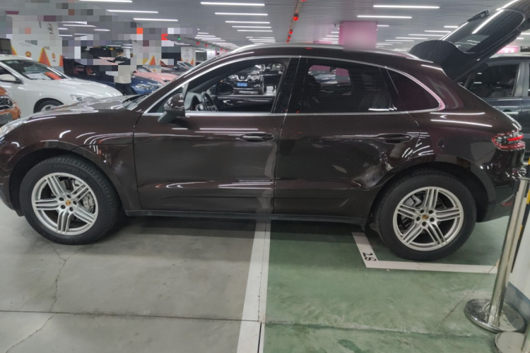 保时捷 2014款 Macan S 3.0T车身外观4
