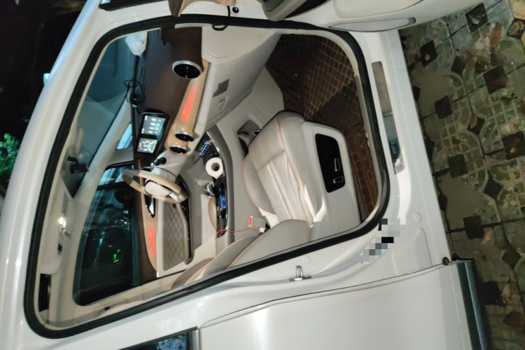 东风风行 风行游艇 2022款 1.5T DCT揽月版局部细节9005