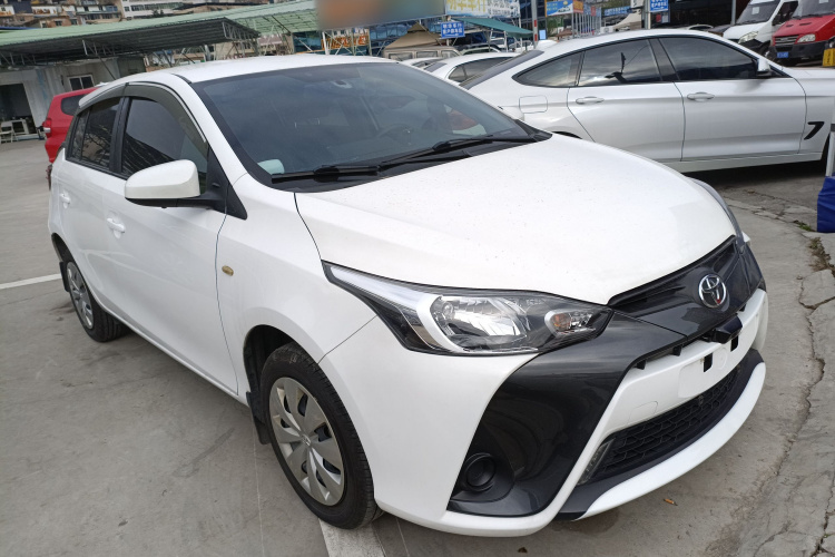丰田 YARiS L 致炫 2016款 改款 1.5E CVT魅动版车身外观3