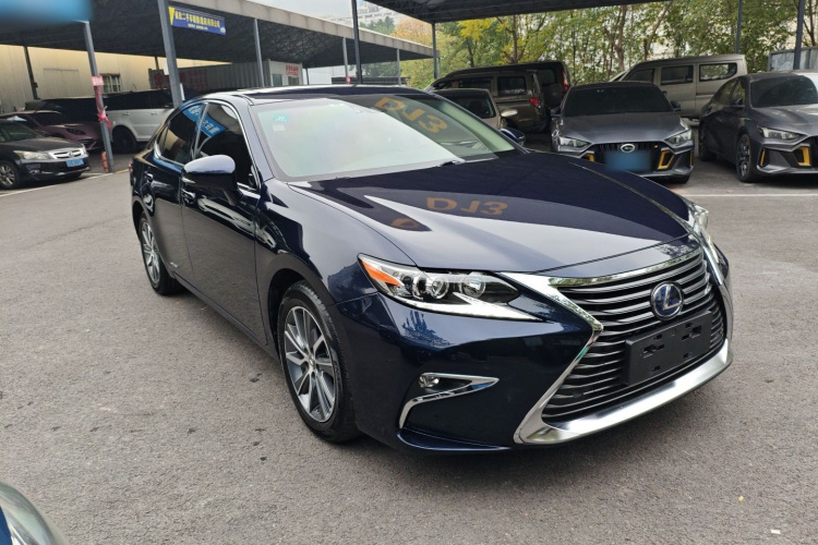 雷克萨斯ES 2015款 300h 舒适版车身外观6002