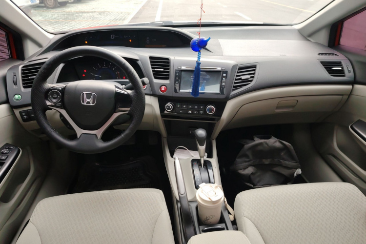 本田 思域 2014款 1.8L 自动舒适版中控内饰12