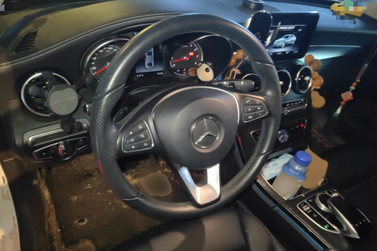 奔驰C级 2018款 C 200 L 运动版局部细节13