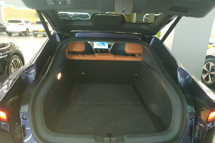 东风奕派 eπ007 2024款 200Pro增程版机舱底盘23