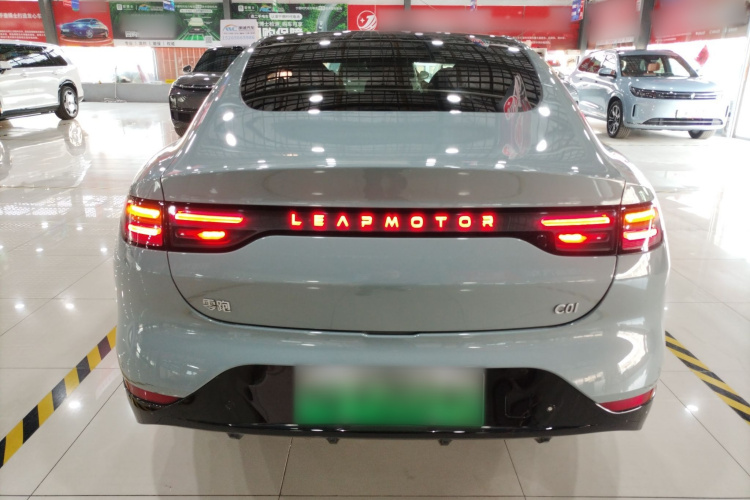 零跑汽车 零跑C01 2024款 增程 316尊享版车身外观6