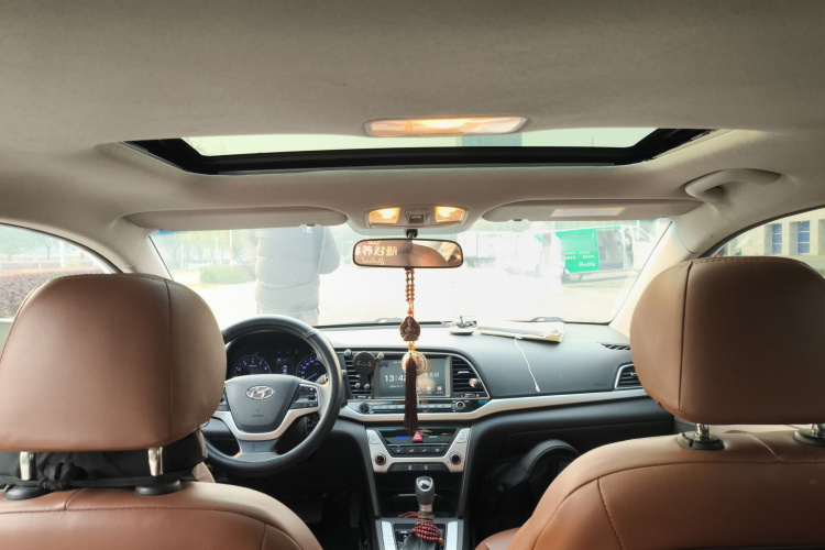 现代 领动 2016款 1.6L 自动智炫·精英型中控内饰22