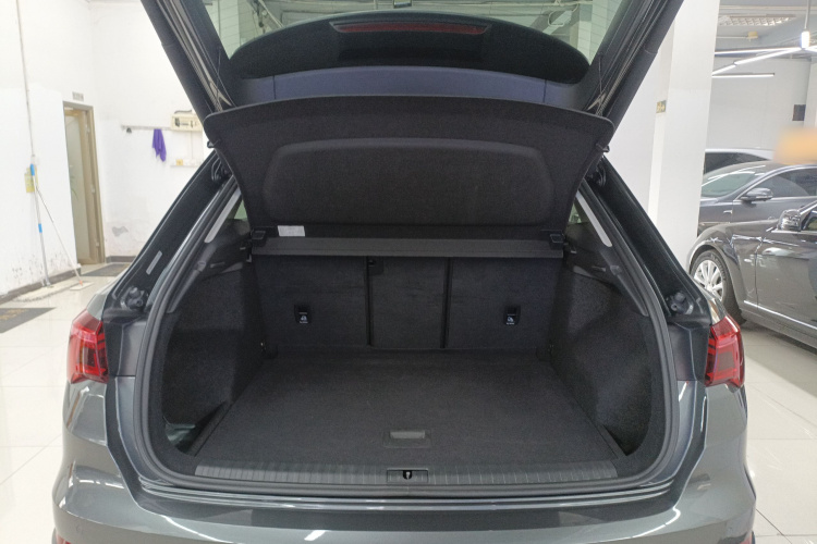 奥迪Q3 2021款 40 TFSI 时尚动感型局部细节23