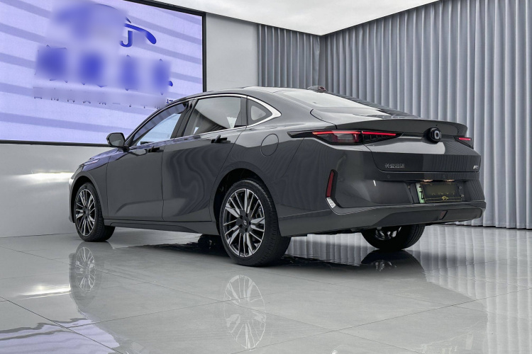 长安启源A05 2024款 145 Max车身外观6004