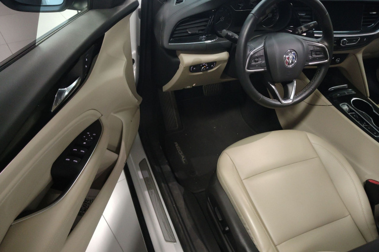 别克 君威 2020款 552T 精英型中控内饰20