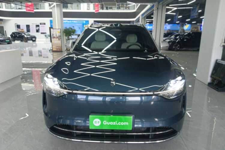 鸿蒙智行 问界M9 2024款 增程 Ultra版 42kWh 6座版车身外观6001