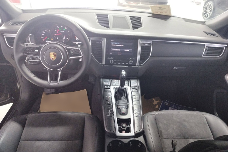 保时捷 2017款  Macan 2.0T中控内饰12