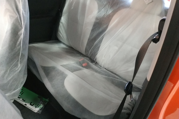 吉利银河 2025款 210km 熊猫骑士中控内饰21