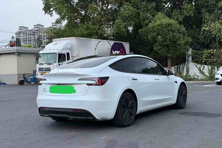 特斯拉 Model 3 2023款 后轮驱动版车身外观6005