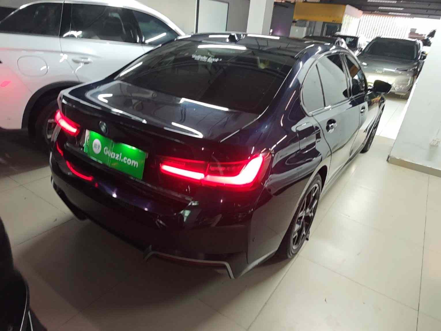 宝马i3 2025款 eDrive 40 L 曜夜套装(5)