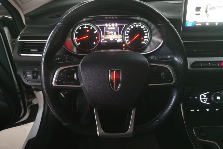 红旗H5 2022款 经典款 改款 1.5T DCT旗韵版中控内饰13