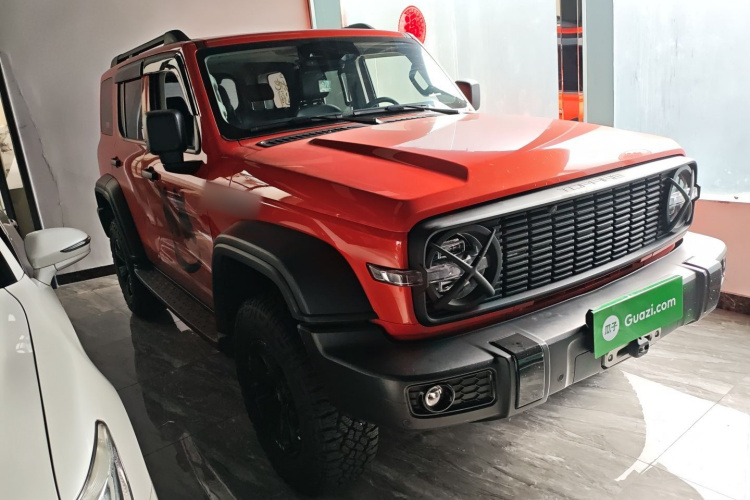 坦克300 2021款 越野版 2.0T 征服者车身外观3