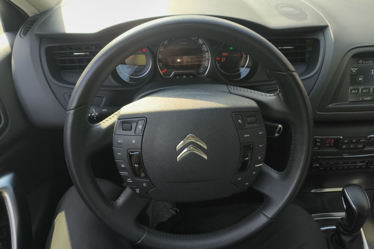 雪铁龙C5 2014款 1.6T 自动尊享型局部细节13