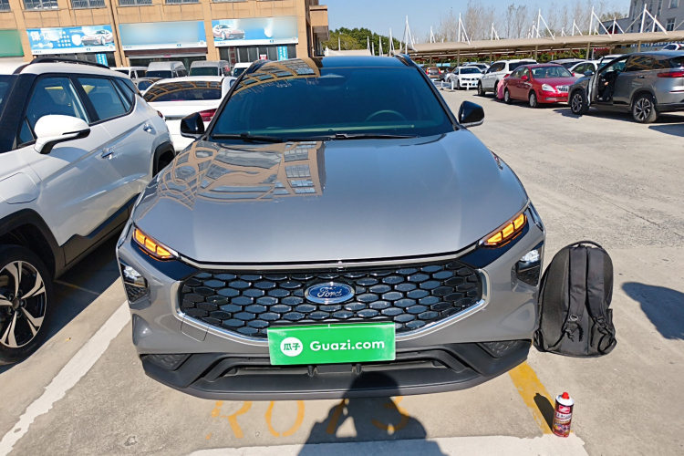 福特 蒙迪欧 2025款 2.0T EcoBoost E 混动 运动版车身外观2