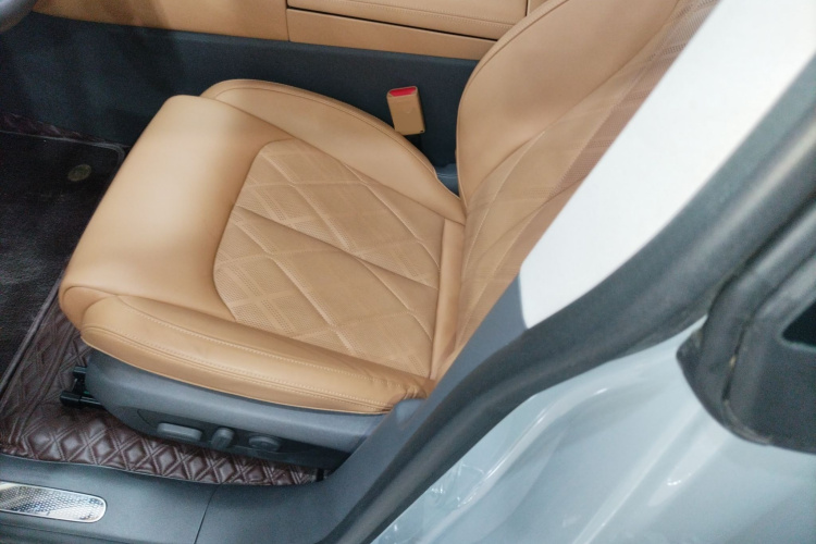 零跑汽车 零跑C01 2024款 增程 316尊享版中控内饰19