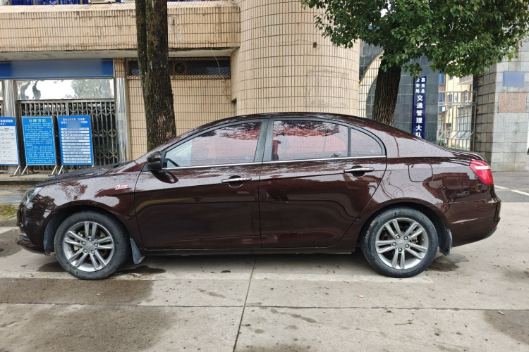 吉利汽车 帝豪 2017款 三厢百万款 1.5L CVT向上版车身外观4