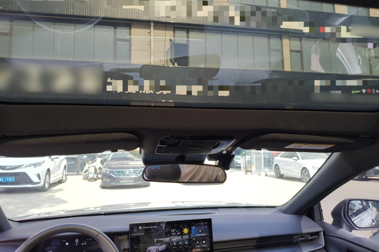 丰田 凯美瑞 2024款 双擎 2.0HXS 运动Plus版中控内饰22