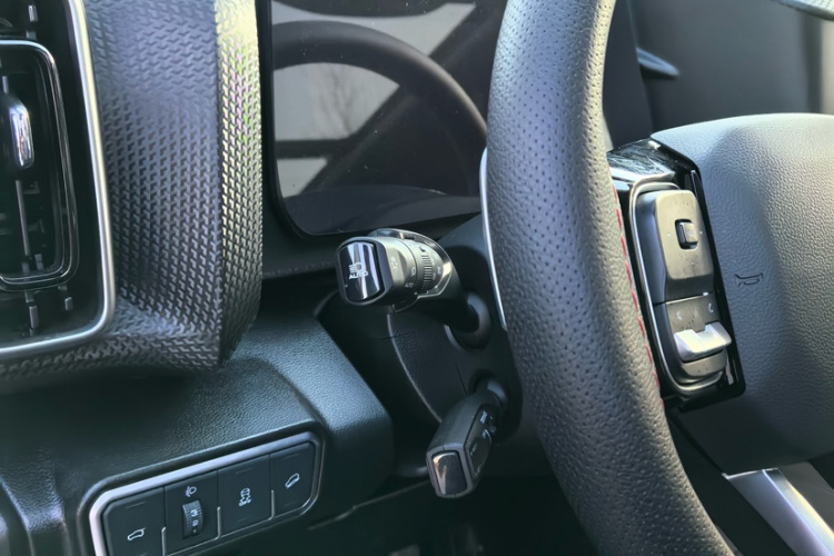 哈弗大狗 2024款 1.5T DCT边牧版中控内饰7005