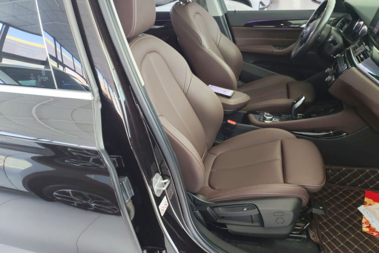 宝马X1 2020款 sDrive20Li 尊享型局部细节41