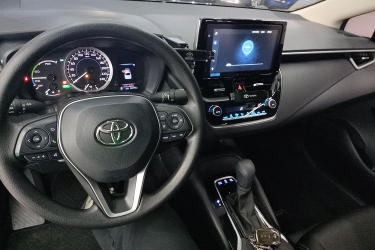 丰田 卡罗拉 2021款 双擎 1.8L E-CVT精英版中控内饰12