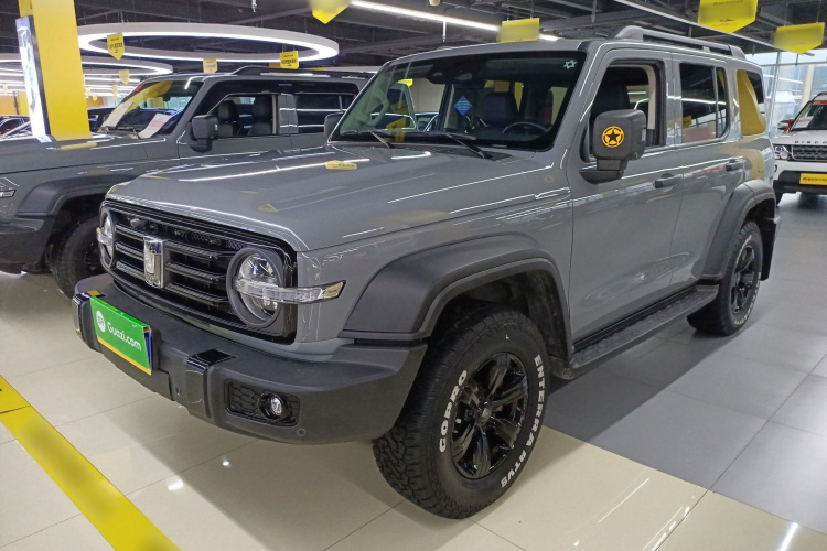 坦克300 2021款 越野版 2.0T 征服者车身外观1