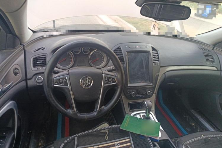 别克 君威 2013款 1.6T 自动精英运动版中控内饰7002