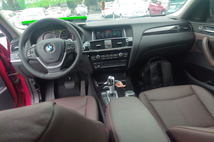 宝马X4 2014款 xDrive20i X设计套装中控内饰12