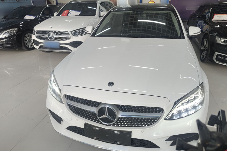 奔驰C级 2021款 C 200 L 时尚型运动版车身外观2