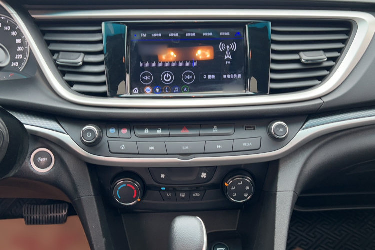 别克 英朗 2021款 改款 典范 1.5L 自动精英型局部细节16