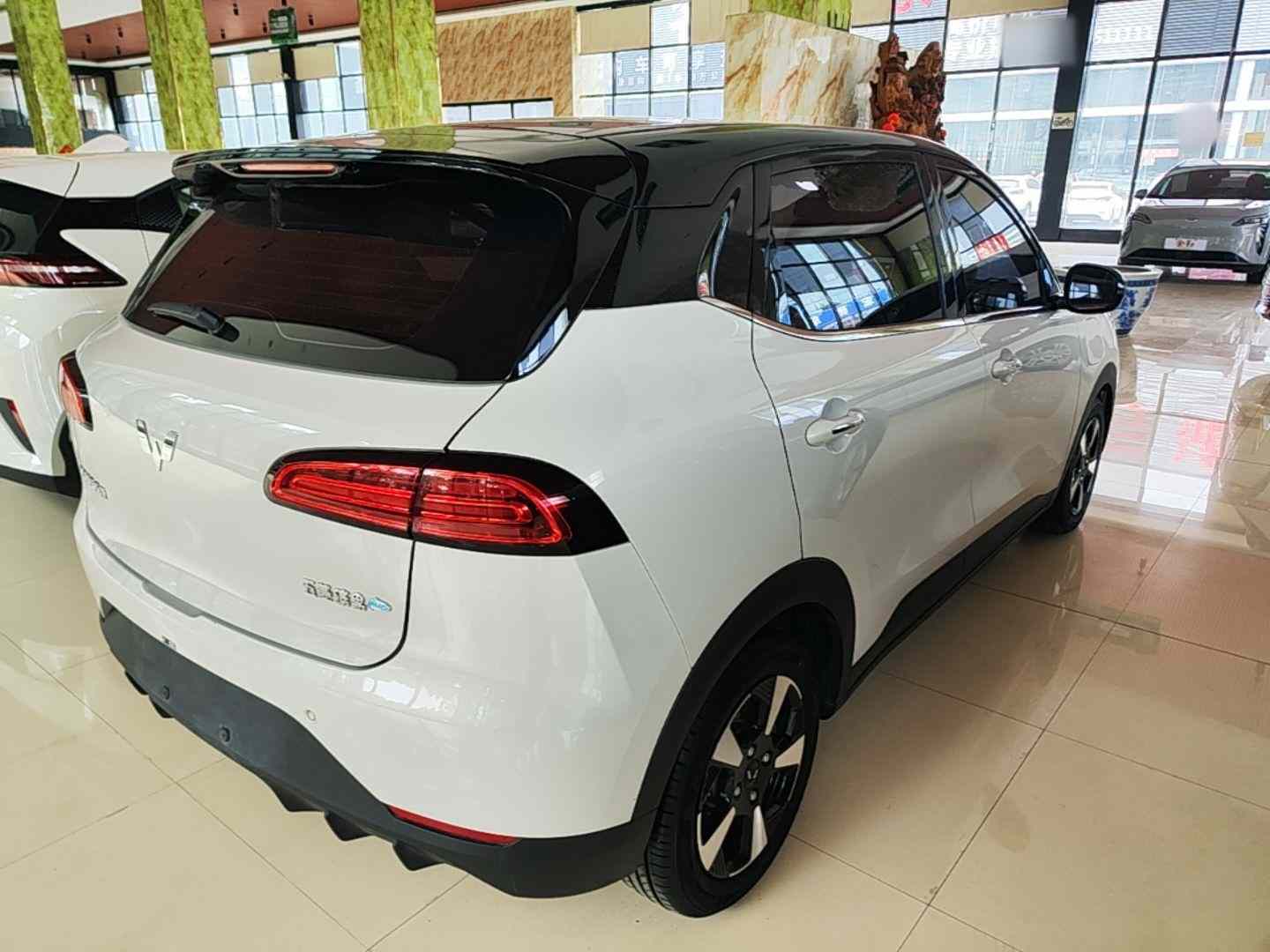 五菱汽车 五菱缤果PLUS 2024款 510km 五座版(5)