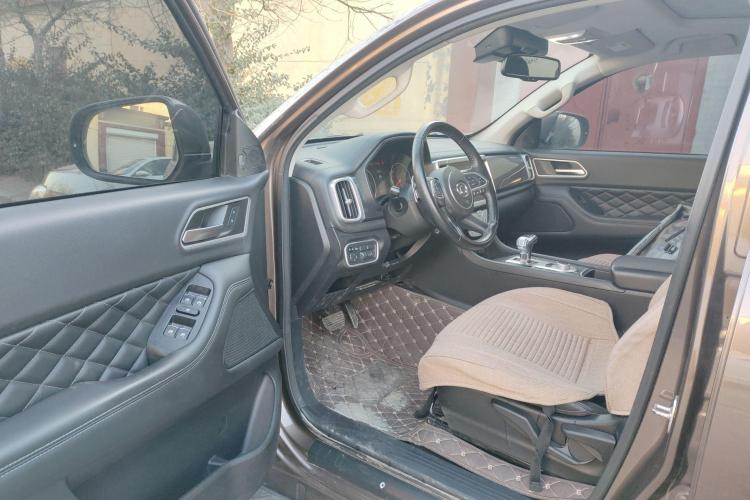 长城 炮 2019款 2.0T自动汽油两驱舒适版GW4C20B中控内饰7003