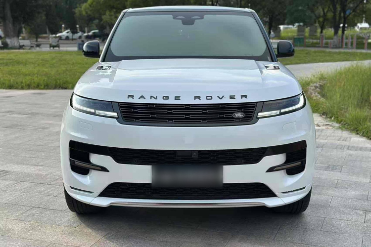 路虎 揽胜运动版 2024款 400PS Dynamic SE车身外观6005