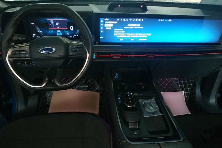 福特 2023款 锐界L 2.0T EcoBoost E混动四驱七座 STLine中控内饰7002