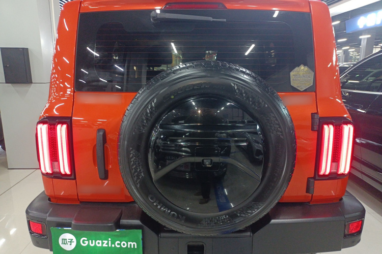 坦克300 2023款 越野版 2.0T 征服者车身外观6