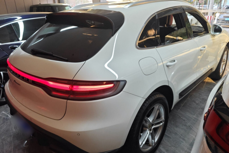 保时捷 2023款 Macan 2.0T车身外观7